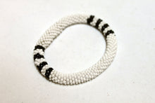 Load image into Gallery viewer, Bracelet - Knitted White &amp; Black
