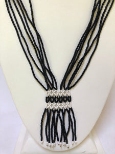 Small Geometric Shilluk Necklace - Black & White