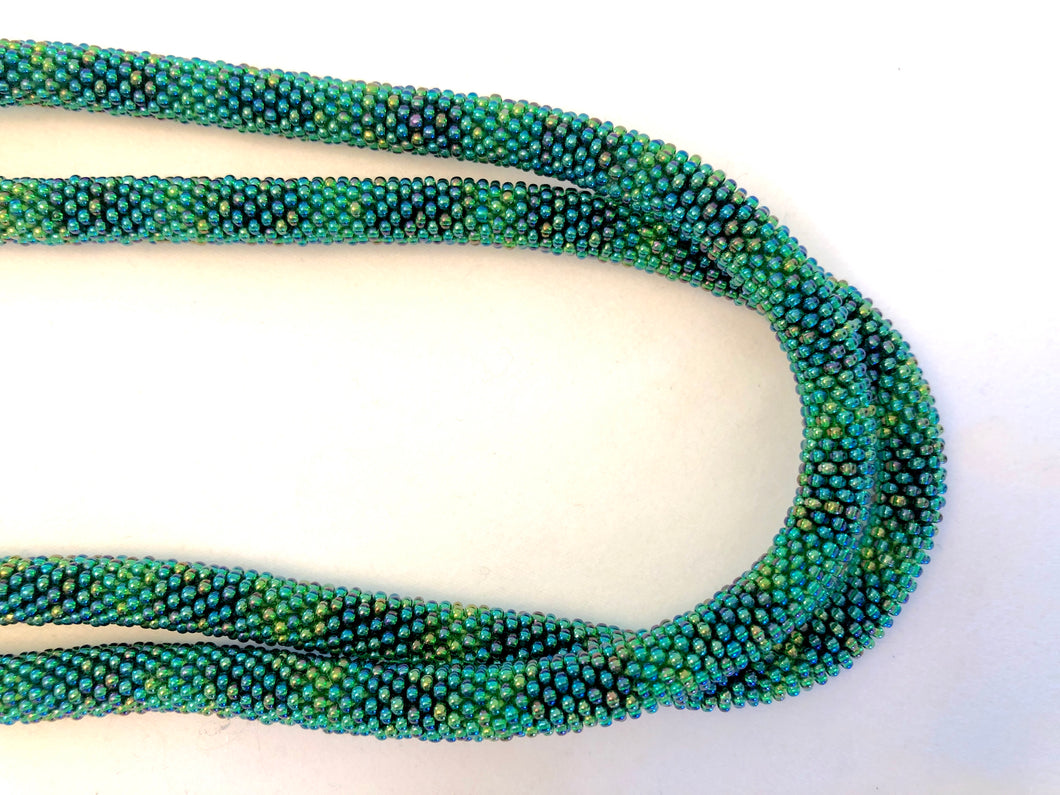 Knitted Rope Necklace - Iridescent Green