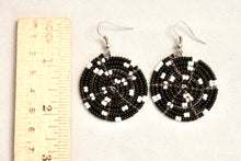 Load image into Gallery viewer, Disk Earrings - Black &amp; White